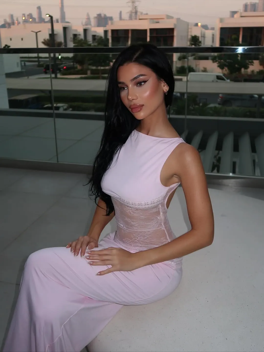 Aisha – Outcall Massage Therapist Dubai