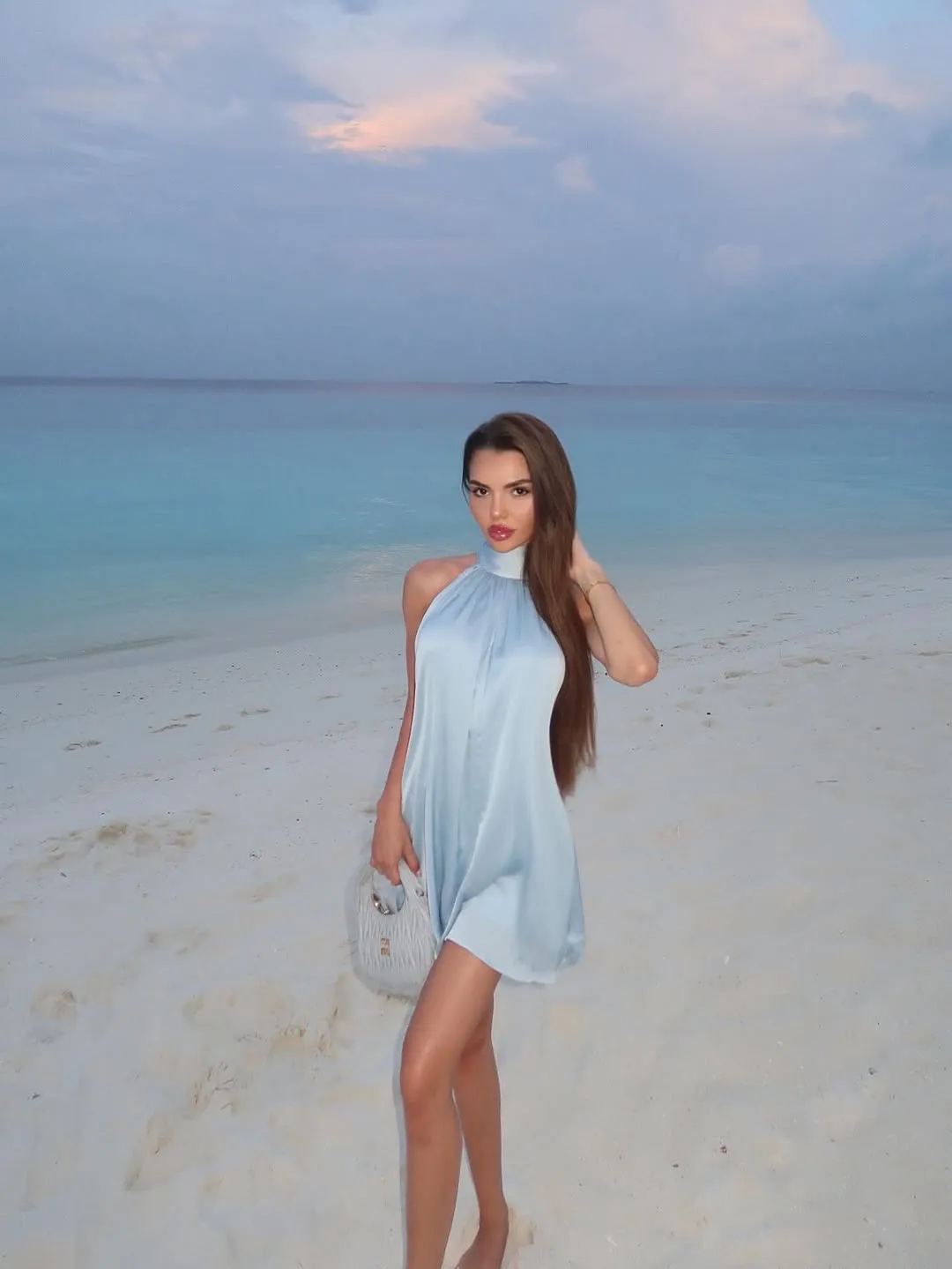 Lena – Outcall Massage Therapist Dubai